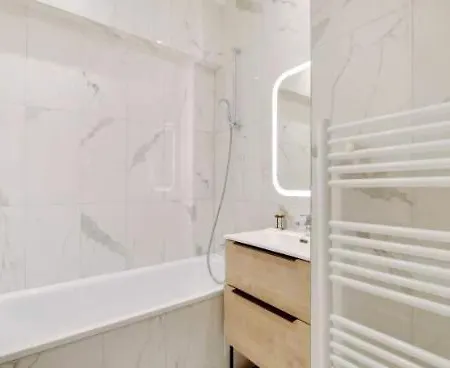 - 4br 10p - Proche Du Louvre *