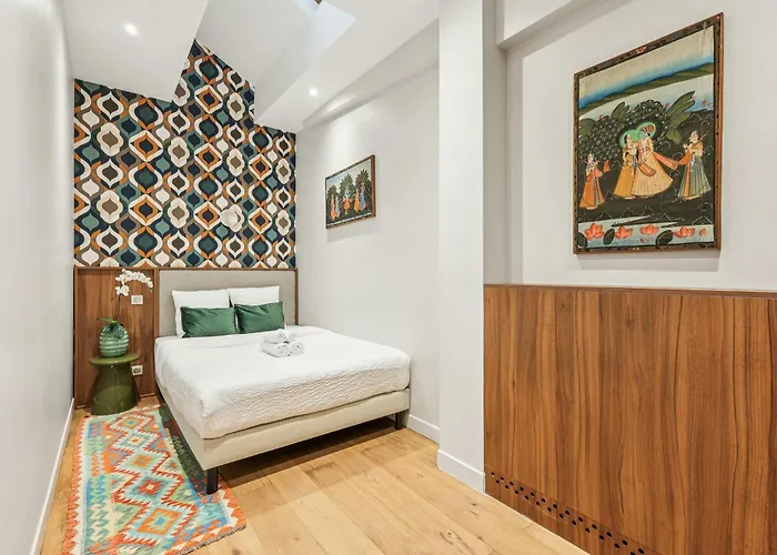 - 4br 10p - Proche Du Louvre 파리