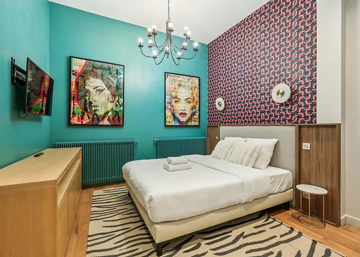 - 4br 10p - Proche Du Louvre Appartement *